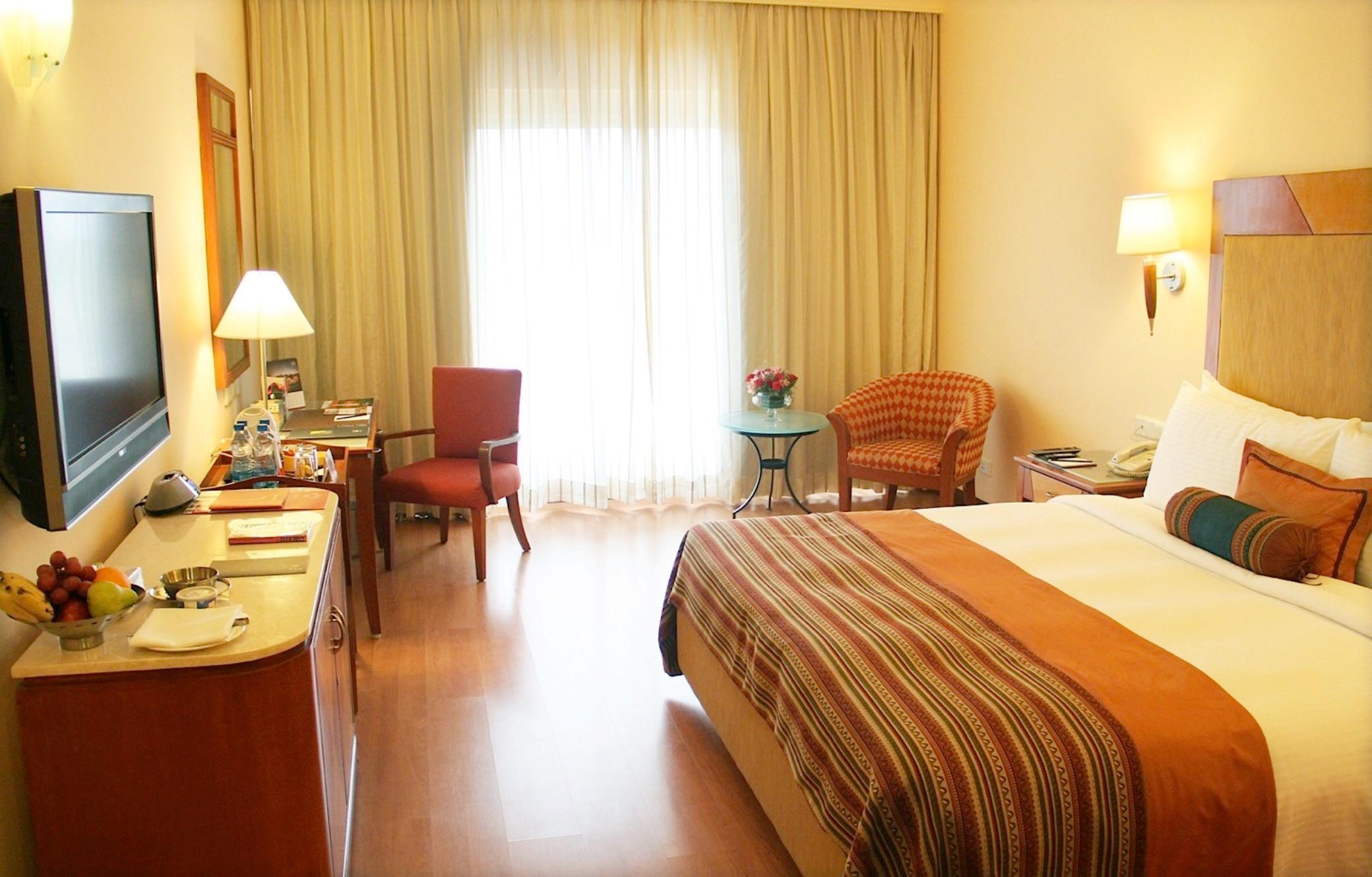 The Lalit Ashok Hotel Bangalore Exterior foto